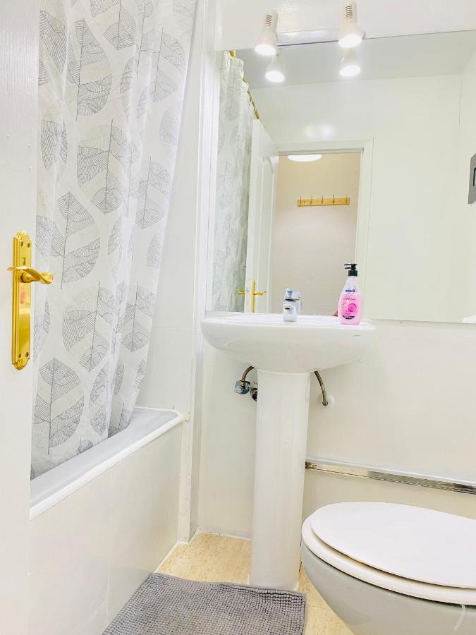Estudio Doble Con Balcon En Madrid Centro Kültér fotó
