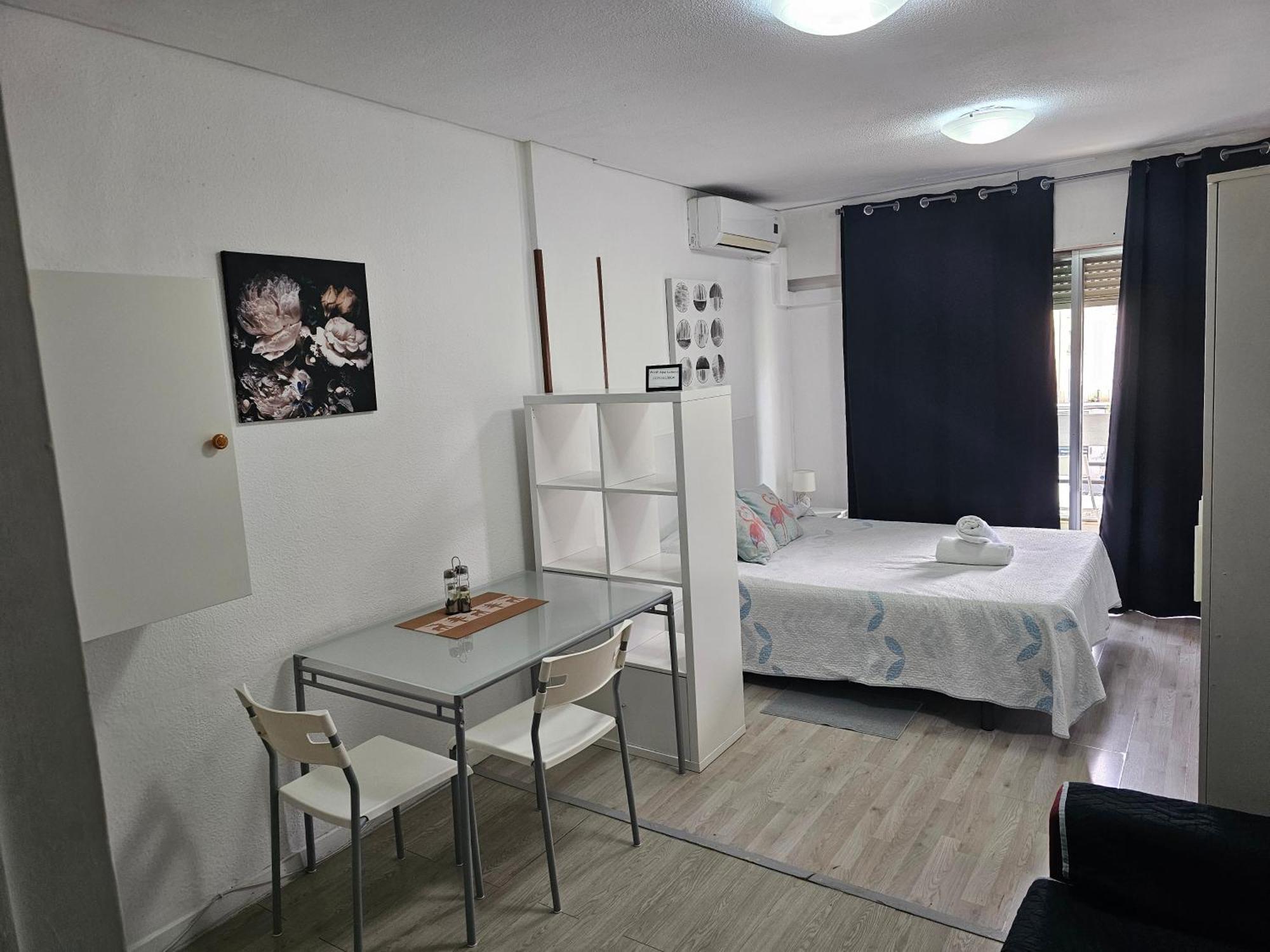 Estudio Doble Con Balcon En Madrid Centro Kültér fotó